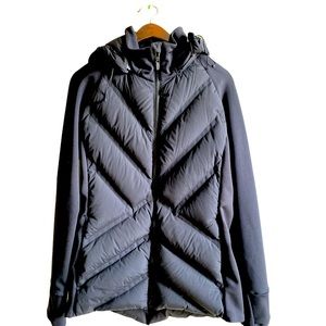 Athleta Winter Puffer Jacket Black Puffer Goose Down Filler. Size Large.